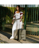 Kit Mala de Bordo 10 Kg Preta + Bomba de Sucção Elétrica Portátil